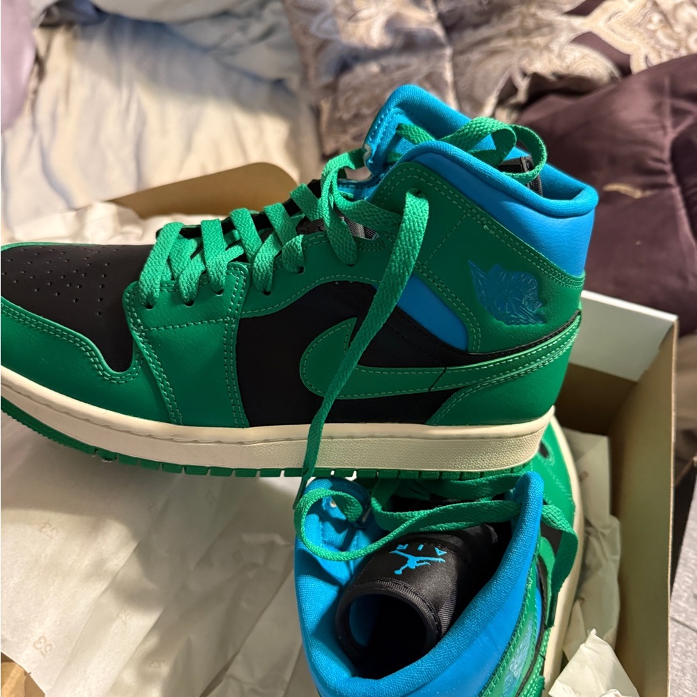 Nike Green and Blue Athletic Shoes
